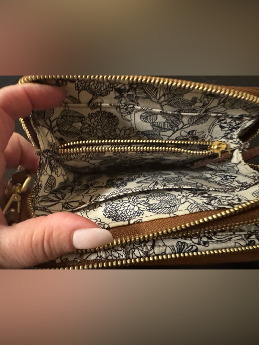 Vera Bradley Brown Leather Wristlet Wallet - Picture 6 of 9